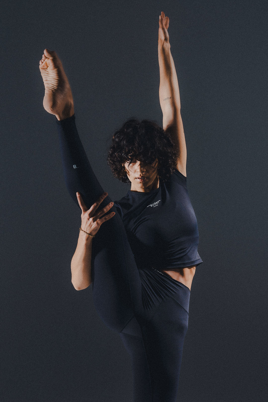 Essential Leah Legging