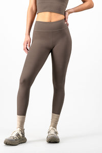 Elevate Legging - Truffle