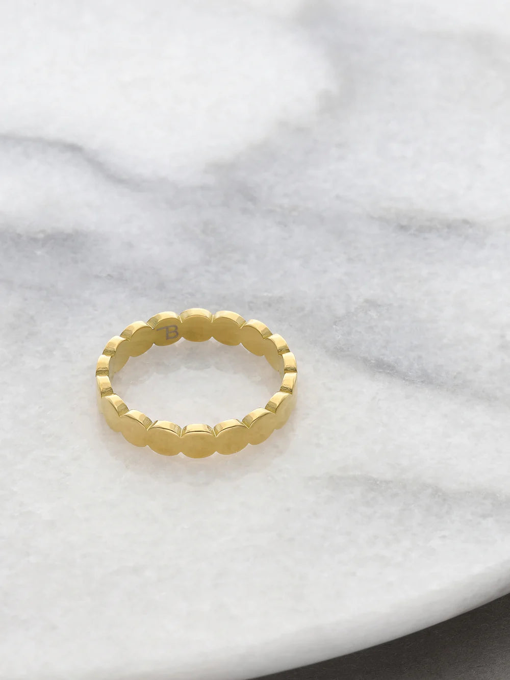 Flat Dot Ring